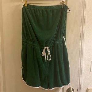 Strapless green romper